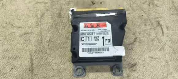 Nissan Murano Z52 Airbag control unit/module 988209UC1B 645699100 AEUC1196068007
