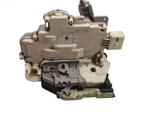 Audi A4 S4 B6 8E 8H Front door lock 8J2837016A