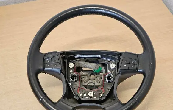 Volvo V70 Steering wheel