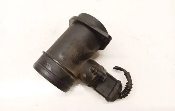 Volkswagen PASSAT B5 Mass air flow meter 0281002216 028906461
