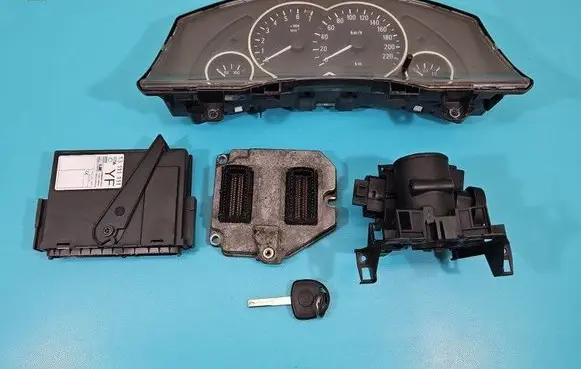 Opel Meriva A Engine control unit/module ECU 55355043 IMPRK1502251