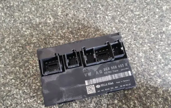 Volkswagen PASSAT B6 Other control units/modules 3C0959433R