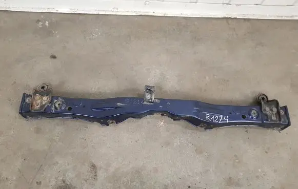 Toyota Avensis T250 Top upper radiator support slam panel