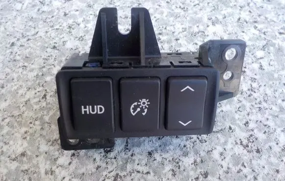 Mazda CX-30 Tailgate/trunk/boot open switch 08799o778
