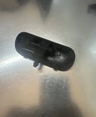 Windshield washer spray nozzle