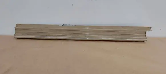 Mercedes-Benz 380 560SEC C126 Front sill trim cover