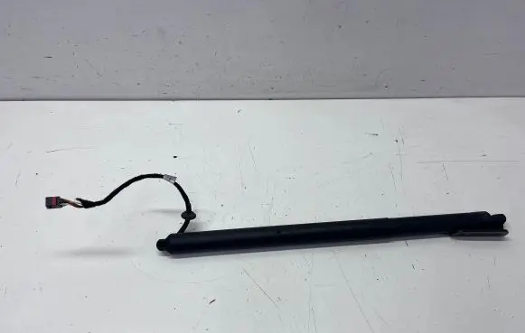 Porsche Macan (95B) Tailgate/trunk strut/damper 95B827427B