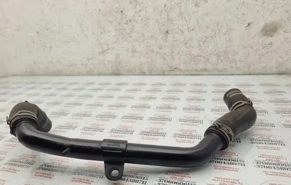 Seat Exeo (3R) Engine coolant pipe/hose 06D121065L