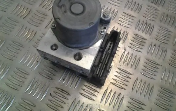Land Rover Range Rover Sport L320 ABS Pump 0265950472 SRB500440
