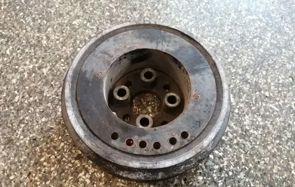 Audi A3 S3 8L Crankshaft pulley 038105243
