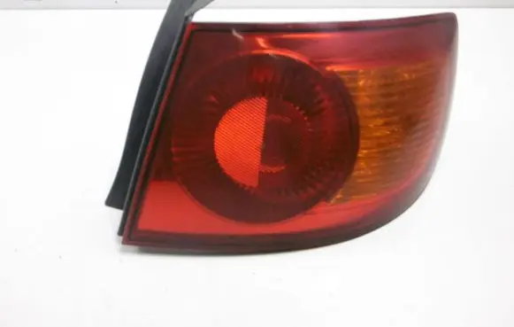 Hyundai Elantra Rear/tail lights