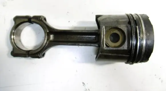 Renault Laguna II Piston 
