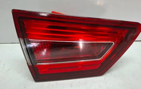 Renault Clio IV Tailgate rear/tail lights S27612698 265552424R