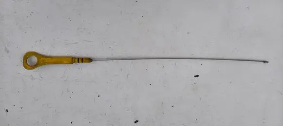 Peugeot 2008 I Oil level dip stick 