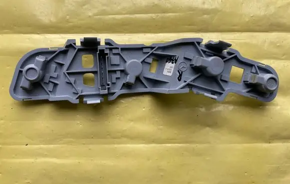 Mercedes-Benz A W169 Tail light bulb cover holder 3330R W169R