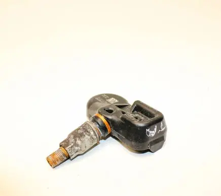 Toyota Camry VIII XV70 Tire pressure sensor E110R035437