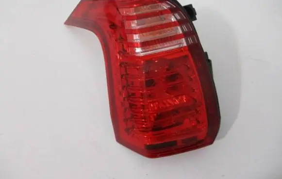Peugeot 5008 Rear/tail lights 9672666580
