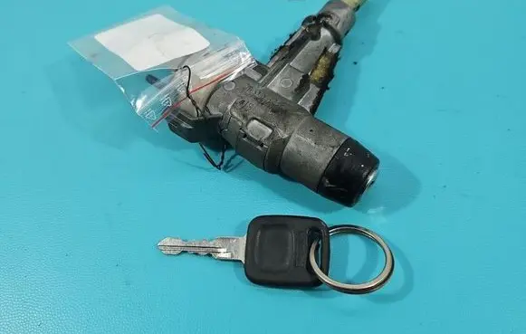 Audi 80 90 B3 Ignition lock IMPRK1491274