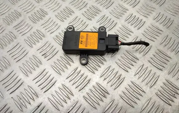 Hyundai i40 ESP acceleration yaw rate sensor 956903V100