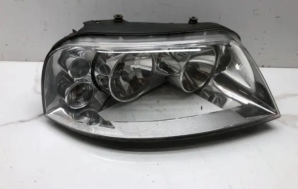 Volkswagen Sharan Headlight/headlamp 7M4941016AD 301182602