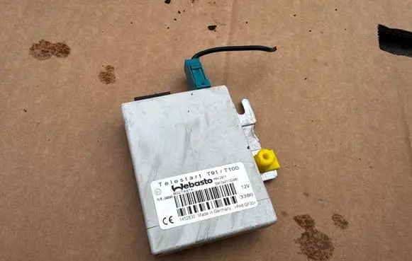 Opel Zafira C Auxiliary heating control unit/module 9027437A 1452830 0401132481