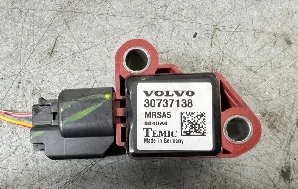 Volvo V50 Airbag deployment crash/impact sensor 30737138