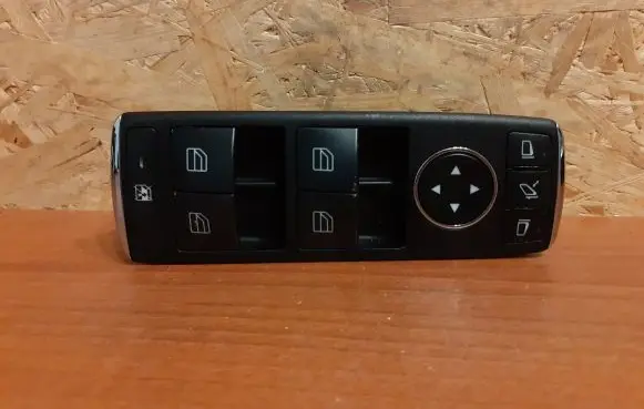 Mercedes-Benz C W204 Other switches/knobs/shifts A2048703558 RHD