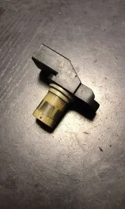 BMW 5 E39 Camshaft position sensor 7794646