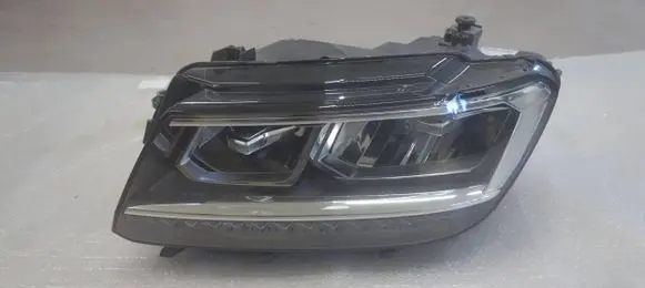 Volkswagen Tiguan Headlight/headlamp 5NB941035E 0301101231