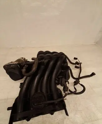 Volkswagen Caddy Intake manifold 72238127 04T1600310 06A133185JM