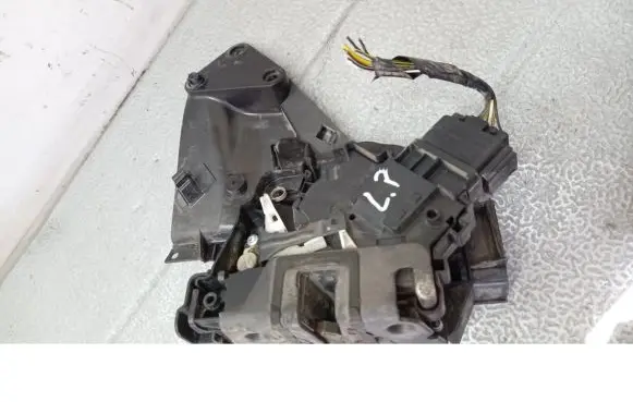 Ford Focus C-MAX Front door lock