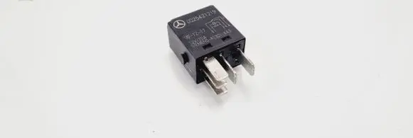 Mercedes-Benz A W168 Other relay 0025421219