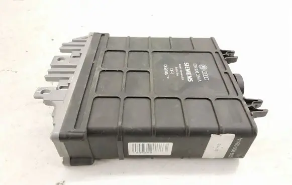 Audi A6 S6 C4 4A Engine control unit/module 039906024A 5WP4144