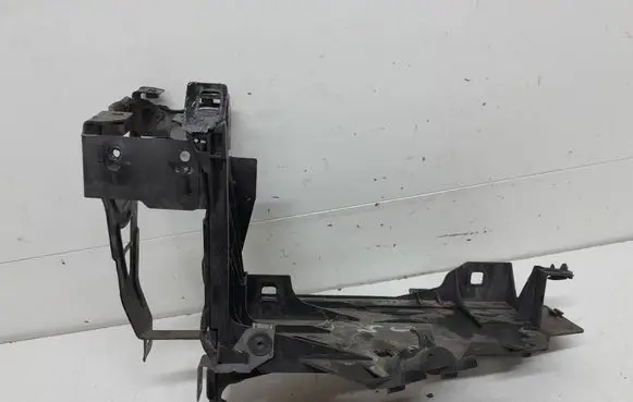 BMW 5 F10 F11 Headlight/headlamp mounting bracket 7200793 720079307 5164720079307