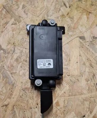 Dodge RAM Camera control unit module 56029964AF T00080240614 GP008823206