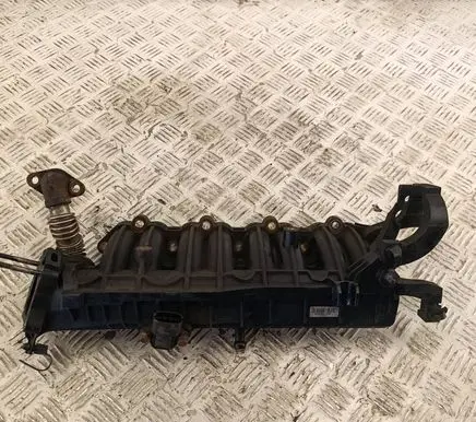 Hyundai Tucson TL Intake manifold 