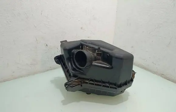 Toyota Corolla E140 E150 Air filter box 0N03