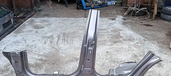 Hyundai Santa Fe Side car body part 