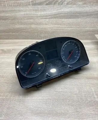 Volkswagen Touran I Speedometer (instrument cluster) 1T0920862F