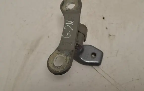 Opel Vectra C Rear door upper hinge 