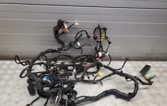 Chrysler Pacifica Panel wiring 104AC Z32938101