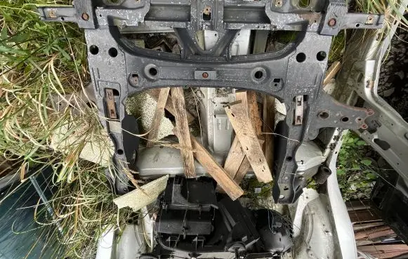 Mercedes-Benz A W169 Front subframe A1696200687 1696200687