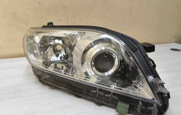 Headlight/headlamp