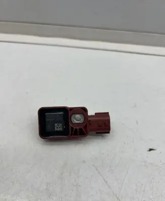 Dacia Spring Airbag deployment crash/impact sensor 988308712R 150720 38688402