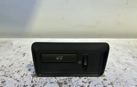 Land Rover Evoque I Tailgate/boot open switch button BJ3211654BB 10022900