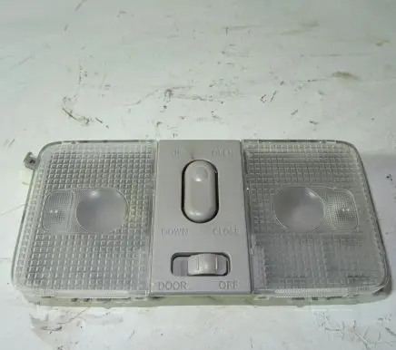Renault Koleos I Boot/trunk interior light 