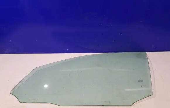 Mercedes-Benz C W204 Front door window glass four-door E643R00049