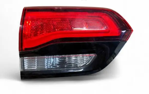 Jeep Grand Cherokee Tailgate rear/tail lights P68142945AD HTC4035 042815B