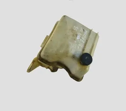 Mazda 5 Coolant expansion tank/reservoir