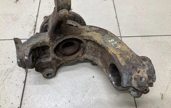 Ford S-MAX Front wheel hub spindle knuckle